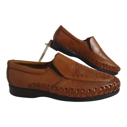 7476 Aztec Shedrón Caballero